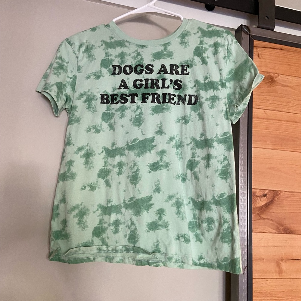 Graphic t shirt